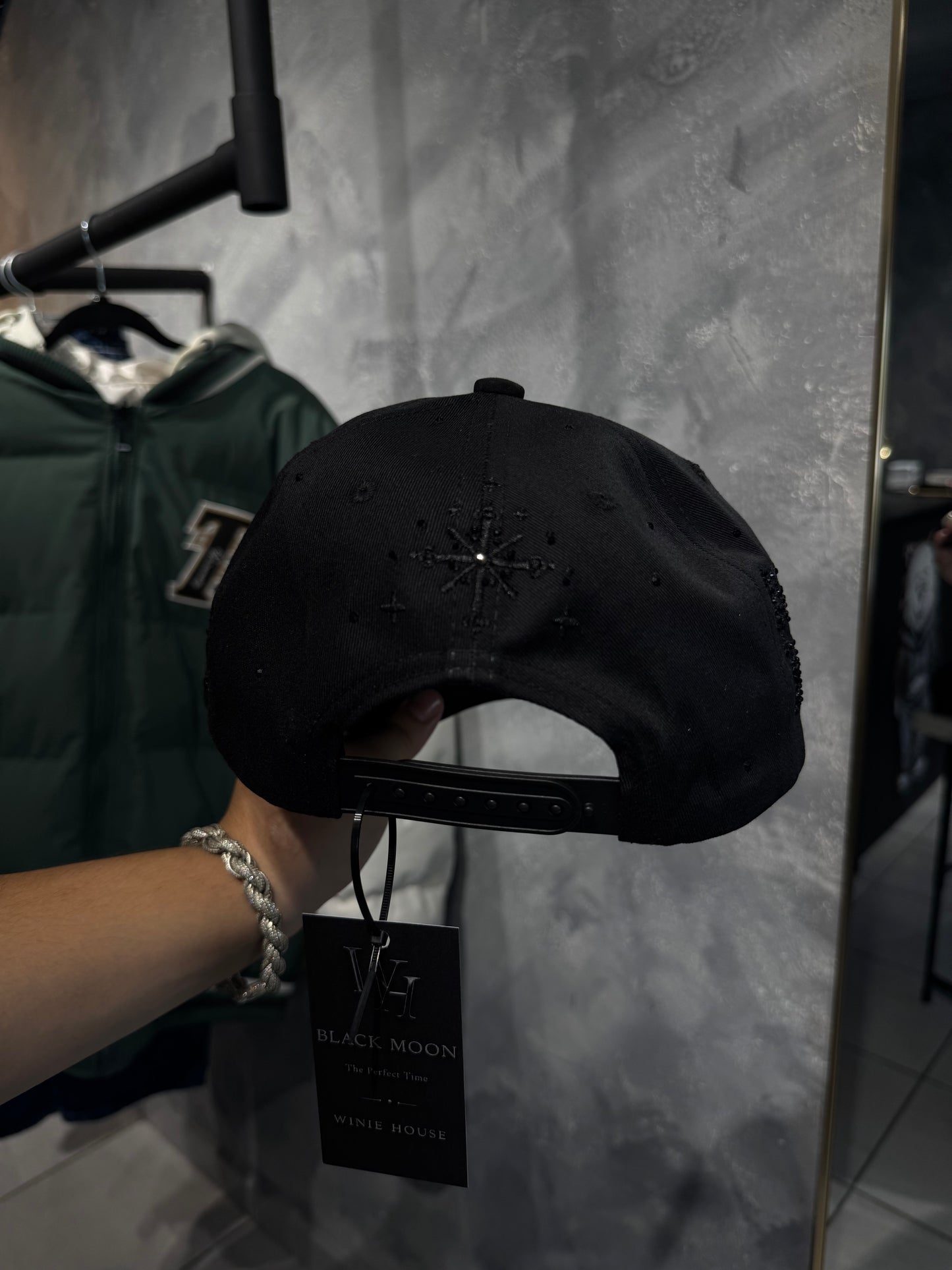 WINIE HOUSE HATS // BLACK MOON