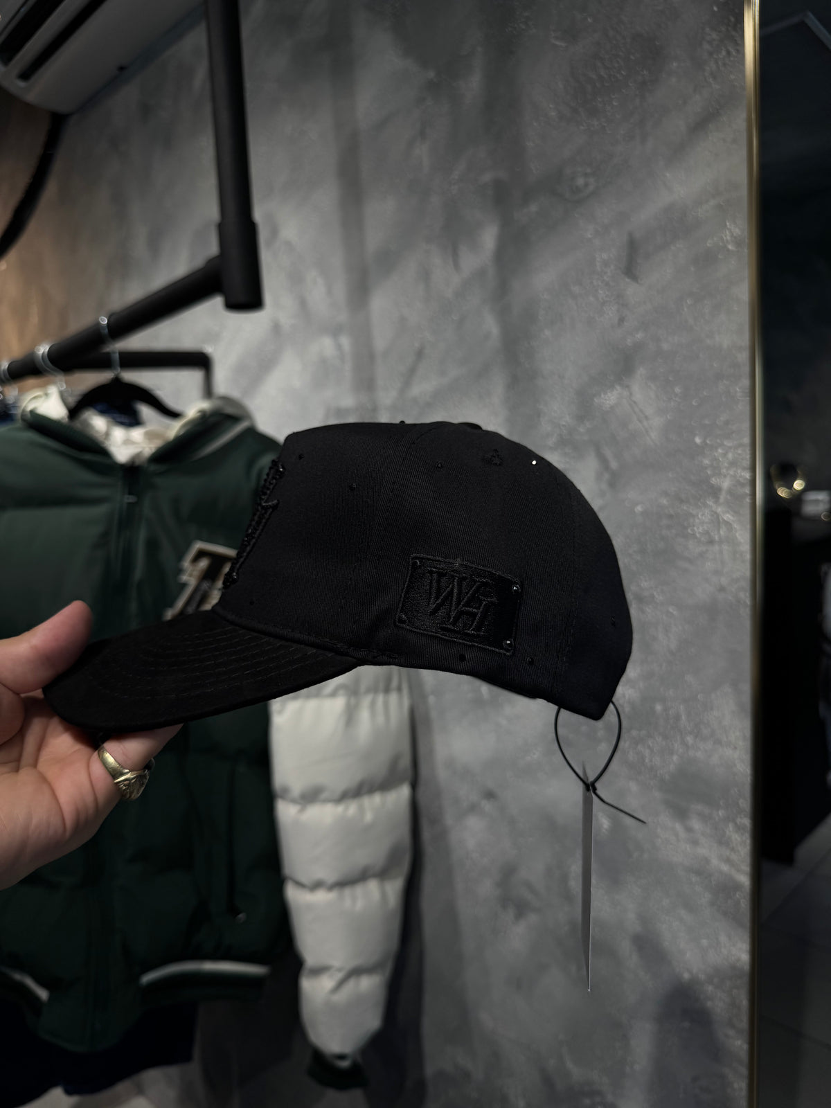 WINIE HOUSE HATS // BLACK MOON