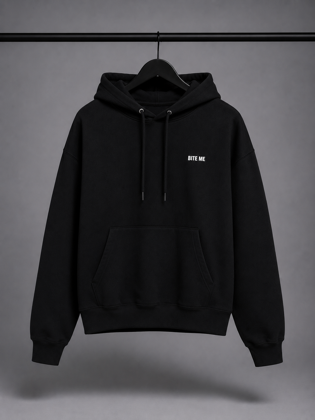 BITE ME Sudadera Negra con Capucha para Hombre