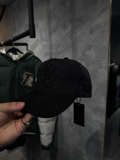 WINIE HOUSE HATS // BLACK MOON