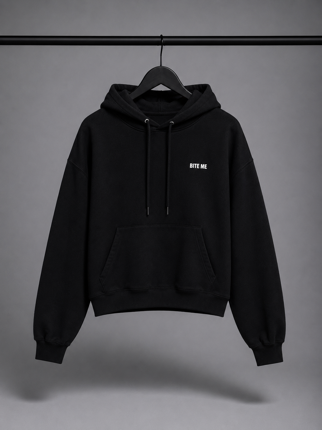 BITE ME Sudadera Negra con Capucha para mujer